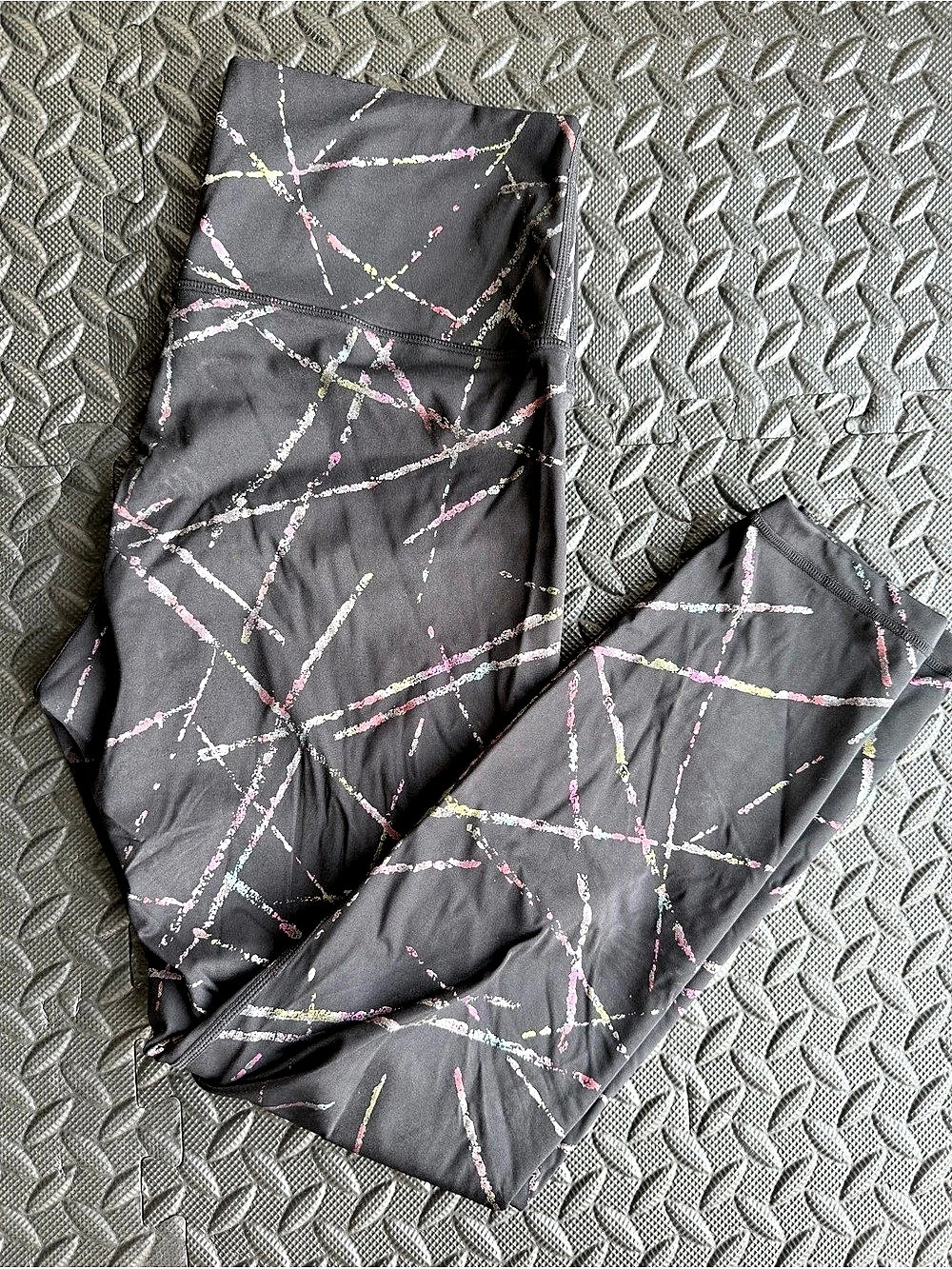 ZYIA Active Abstract Athletic Leggings